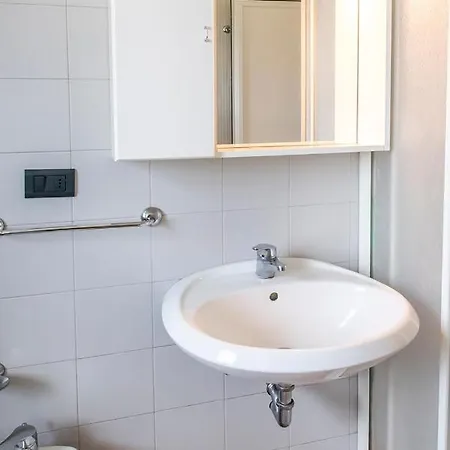 Se001 - Senigallia, Bilocale Sul Mare Con Spiaggia Apartment *